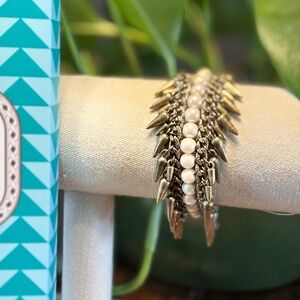 Stella & Dot Jacinthe Gold and White Bracelet with Intricate Design